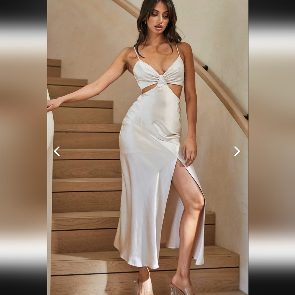 SELFIE LESLIE ACAPULCO CAMI STRAP TIED BACK SATIN MAXI DRESS CHAMPAGNE - Picture 4 of 16